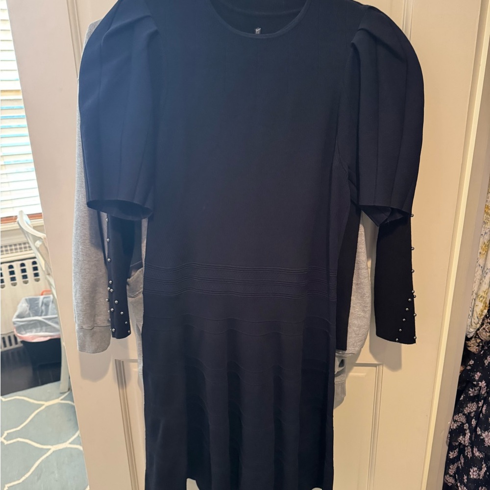Elegant Black Dress with Puff Sleeves